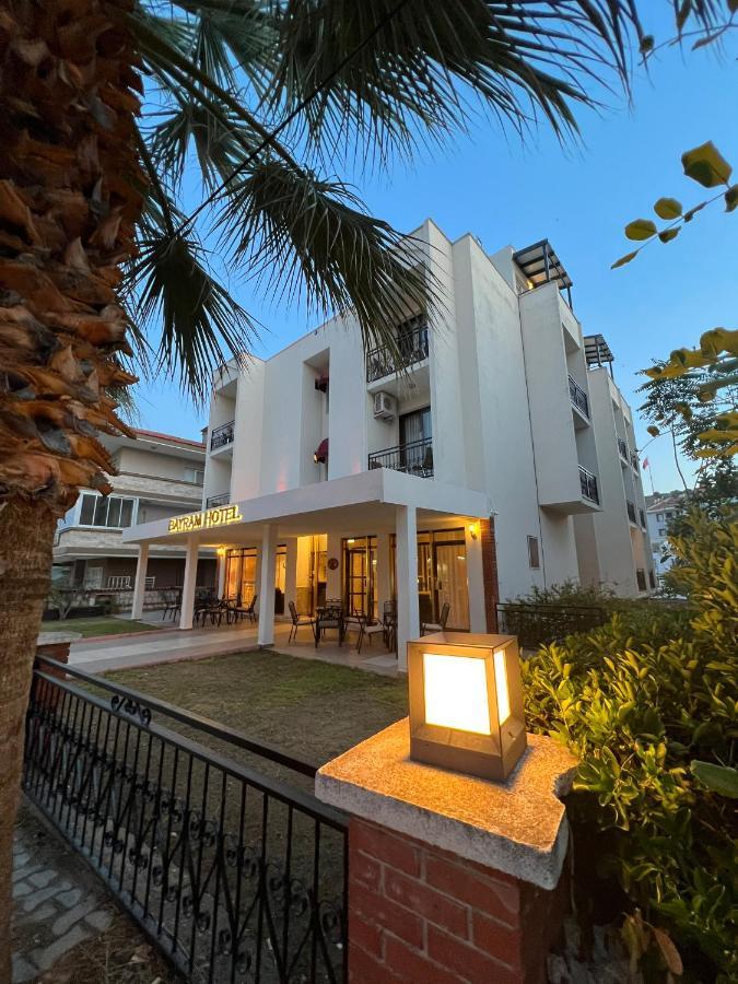 Bayram Hotel Чесме Екстериор снимка
