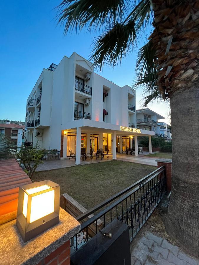 Bayram Hotel Чесме Екстериор снимка