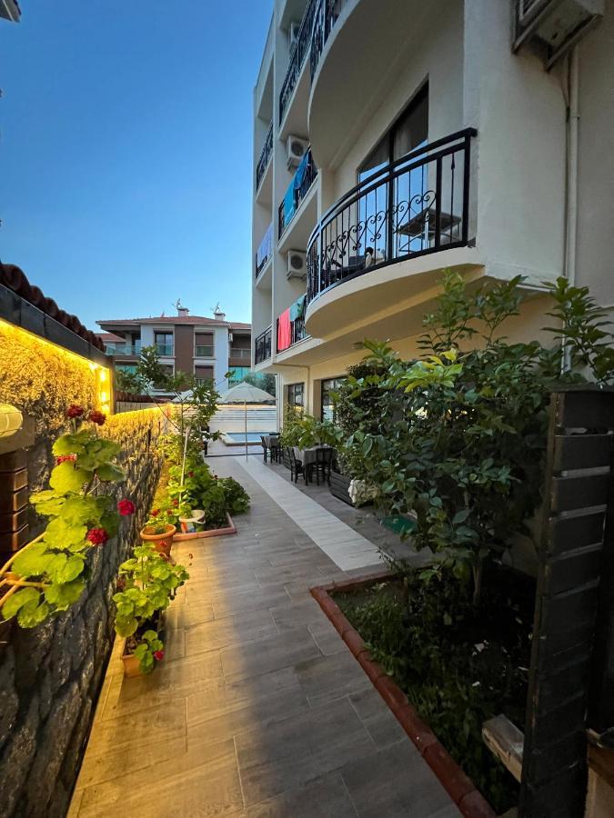 Bayram Hotel Чесме Екстериор снимка